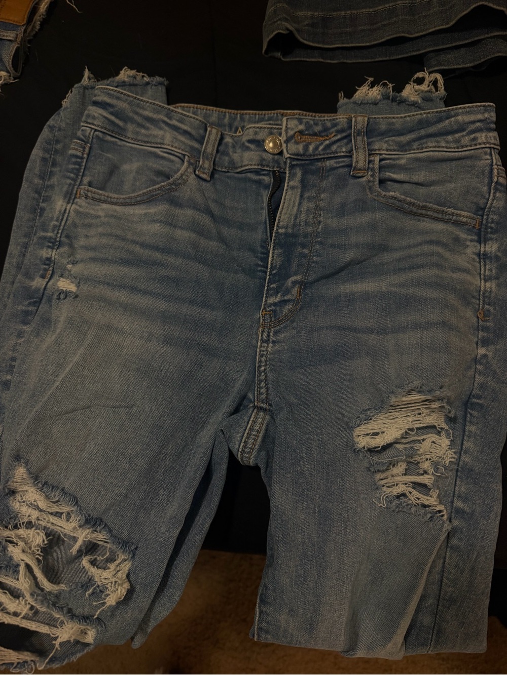 American Eagle Outfitters Light Blue Distressed Women's Jeans